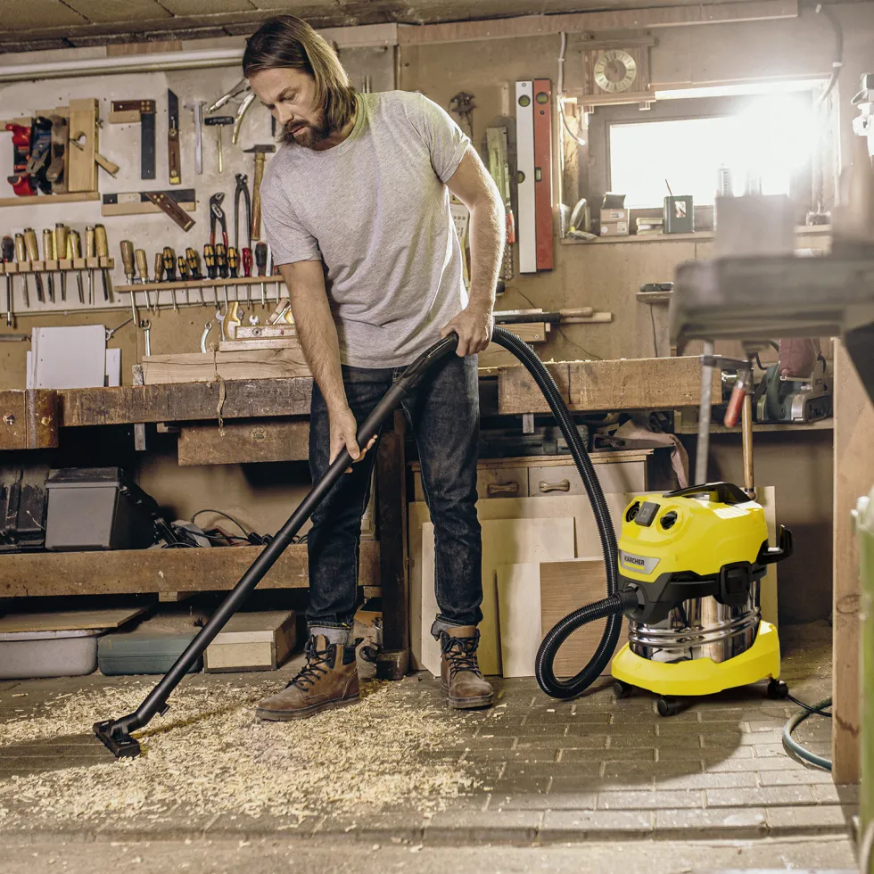 Grovdammsugare Kärcher WD 4 P S V Våt-/Torrsugare med Blåsfunktion 20L 1000W