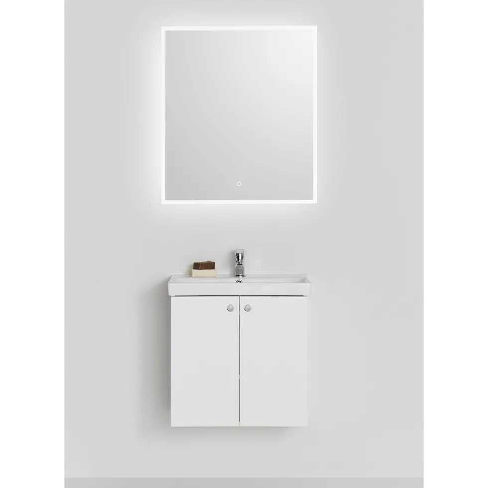 Möbelpaket Hafa Neat 550 med Luckor och Spegel Store Square LED