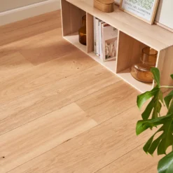 Parkettgolv Nordic Floor Ek Grand Country Borstad Mattlackad 1-stav