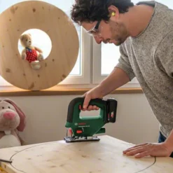 Sticksåg Bosch Power Tools UniversalSaw 18V-100