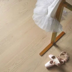 Trägolv Tarkett Shade Oak Cream White Ek, Lackat 1-Stav Parkettgolv