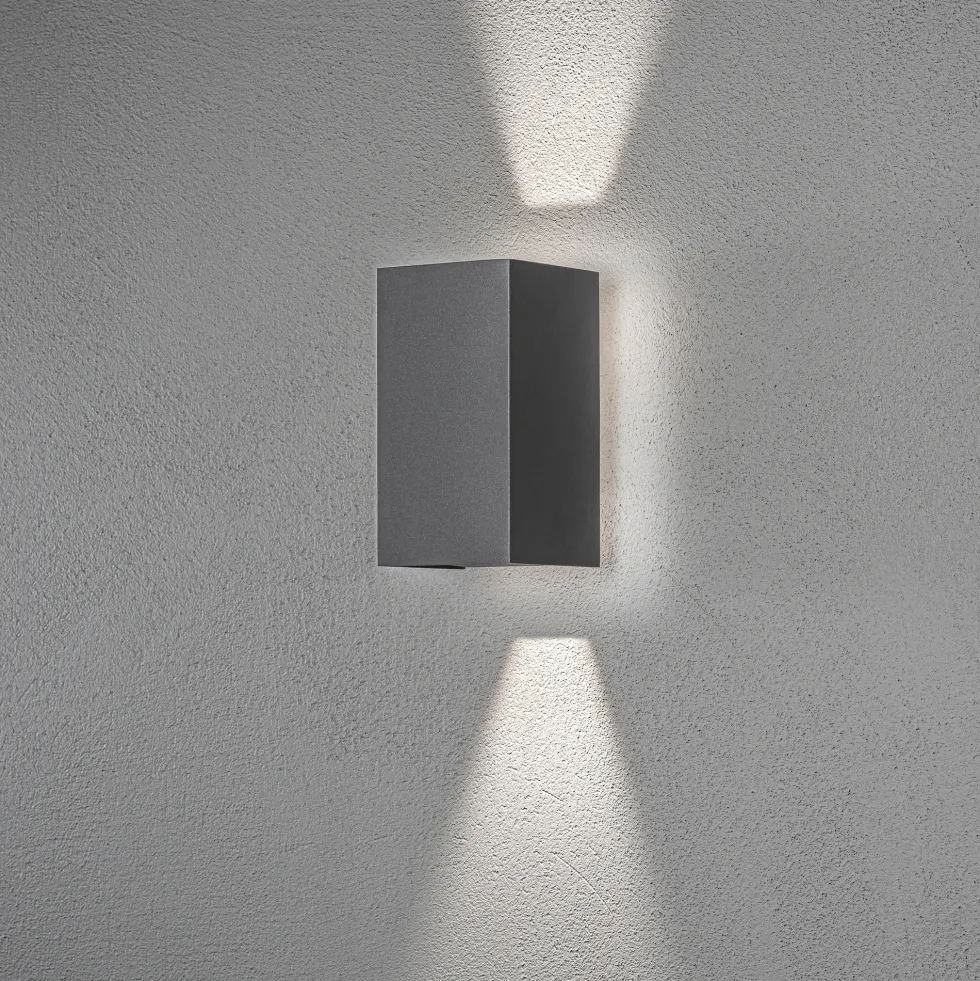 Vägglykta Gnosjö Konstsmide Cremona Upp/Ned/Bak 3X3W High Power LED