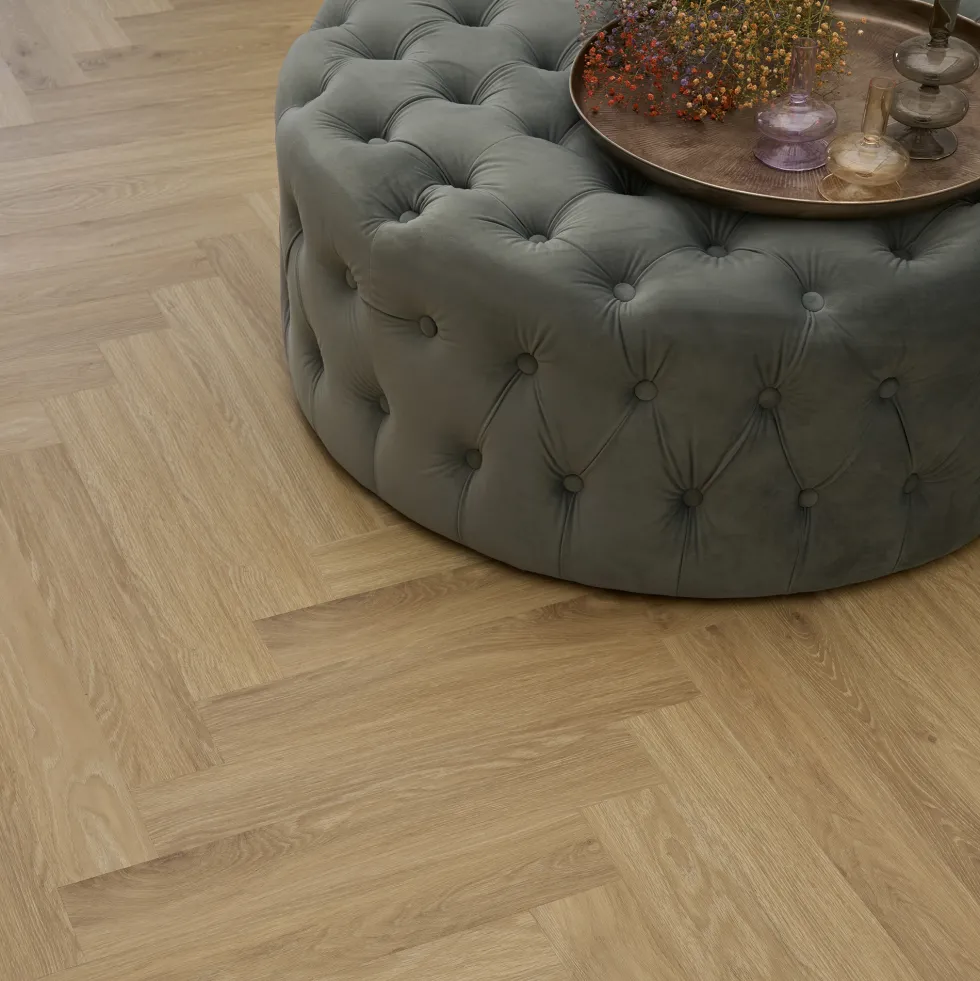 Vinylgolv Novego Classic Fiskbensmönster - Washed Oak