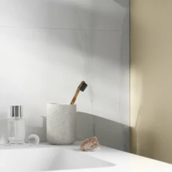 Våtrumsskiva BerryAlloc Wall & Water Vit Marmor S 60x120